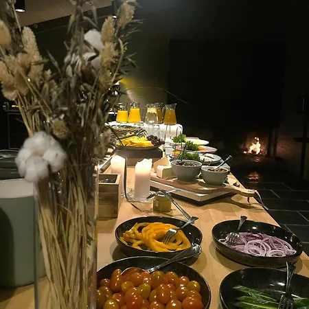 Brogaarden Kursuscenter Bed & Breakfast