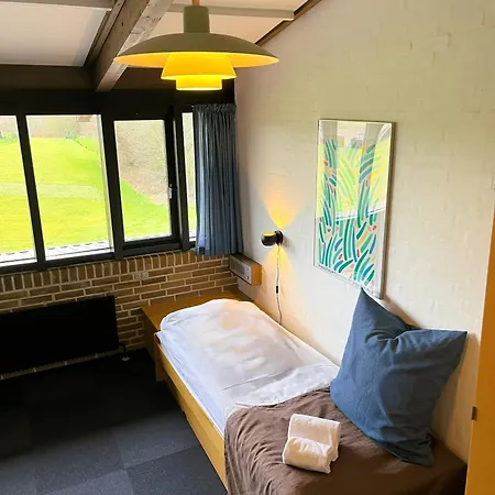 Brogaarden Kursuscenter Alojamento de Acomodação e Pequeno-almoço Middelfart